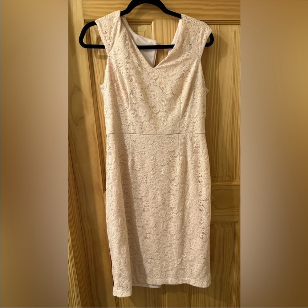 Liz Claiborne Lace V-Neck Midi Dress - Cream